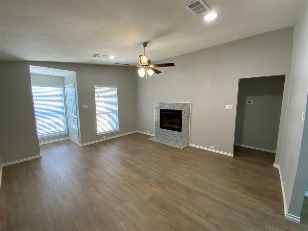 Property Photo:  902 Mary Drive  TX 76053 