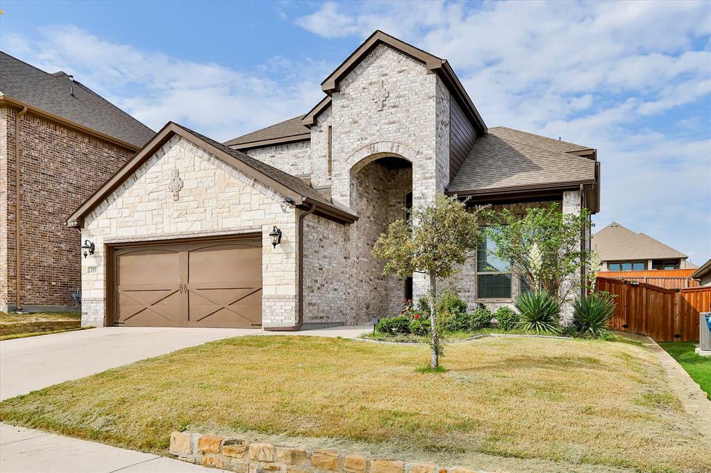 Property Photo:  253 Gill Point Lane  TX 76008 