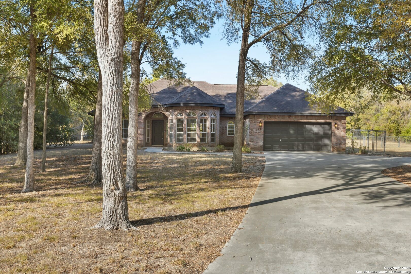 Property Photo:  169 Wampum Way  TX 78155 