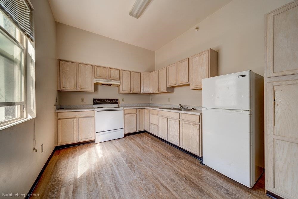 Property Photo:  406  W Sprague Ave 307  WA 99201 