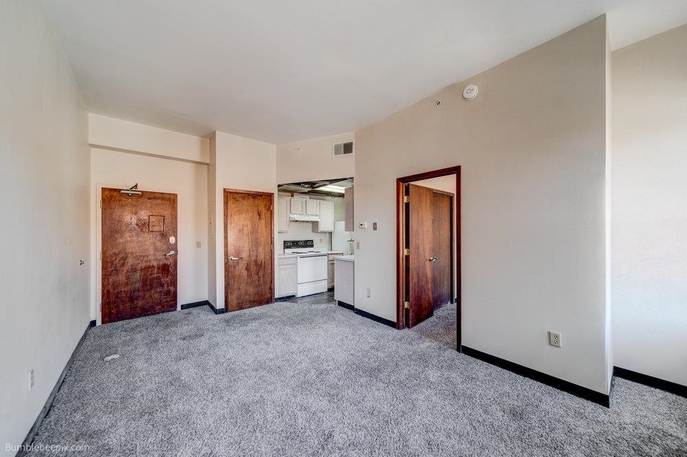 Property Photo:  406  W Sprague Ave 305  WA 99201 