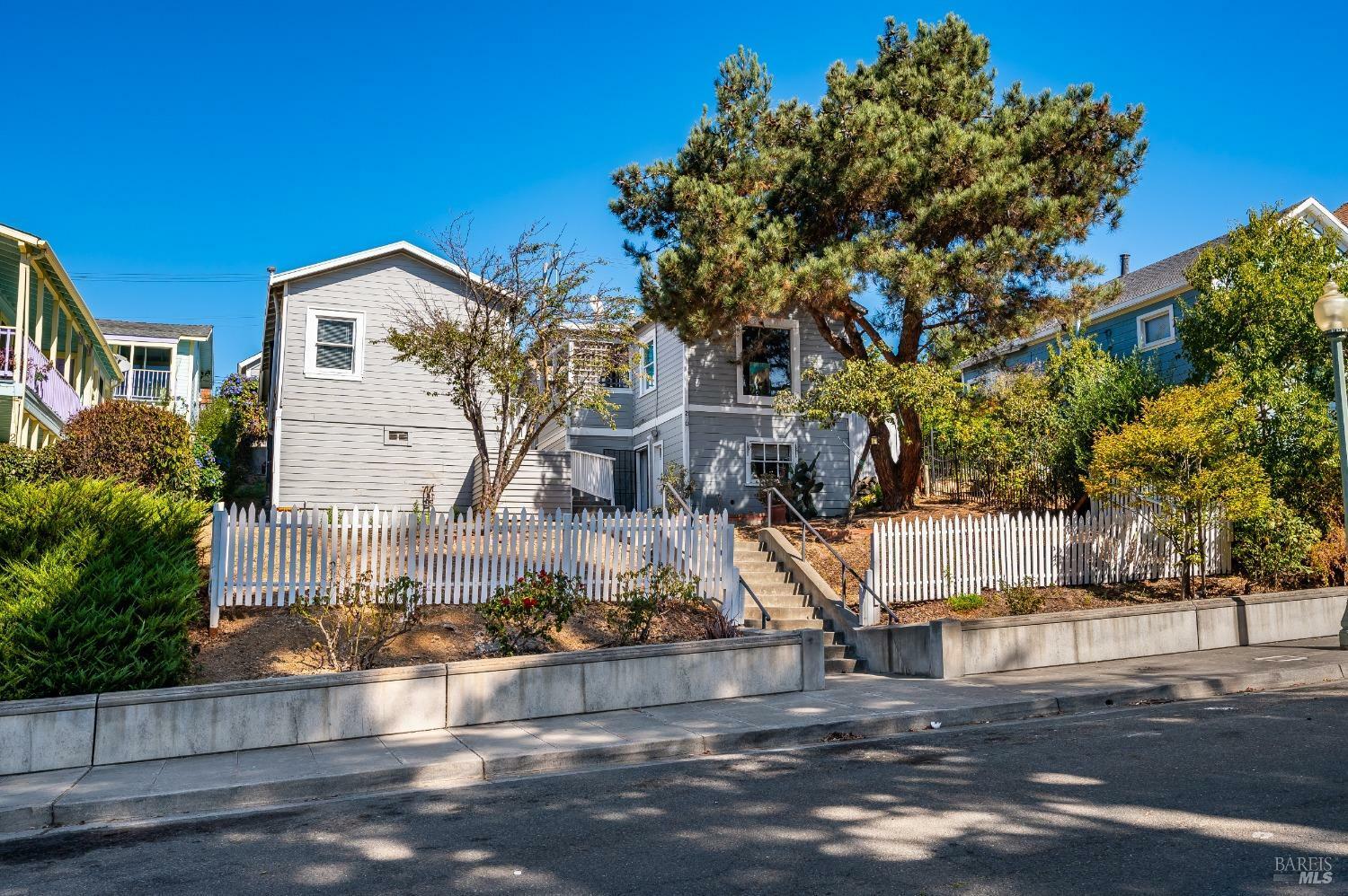 Property Photo:  206 210 Ohio Street  CA 94590 