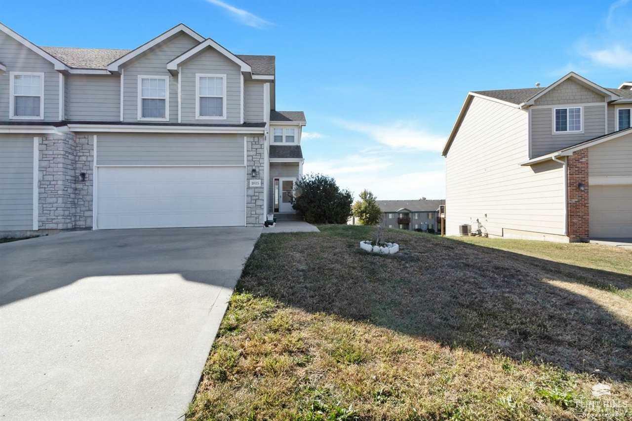 Property Photo:  1805 Lydia Lane  KS 66441 