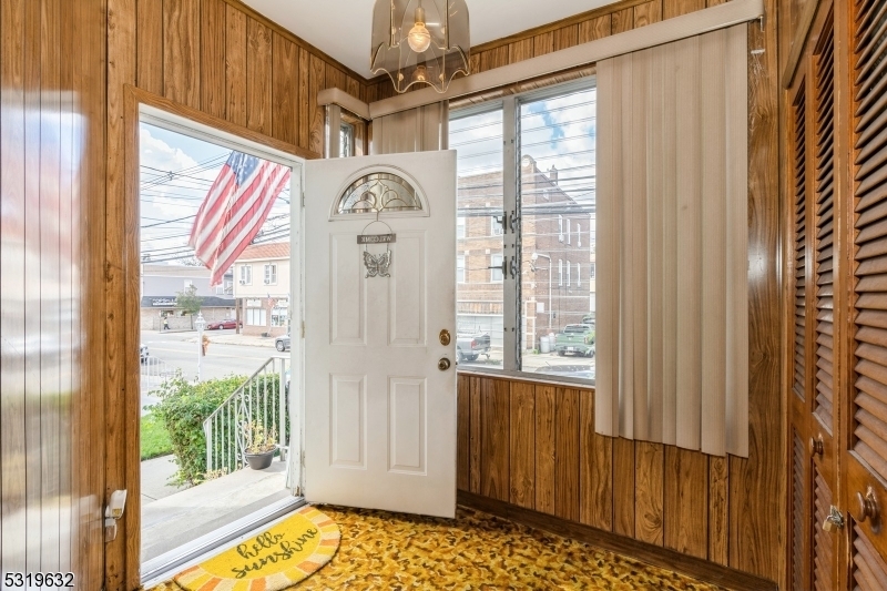 Property Photo:  624 Elm St Unit 1  NJ 07032 