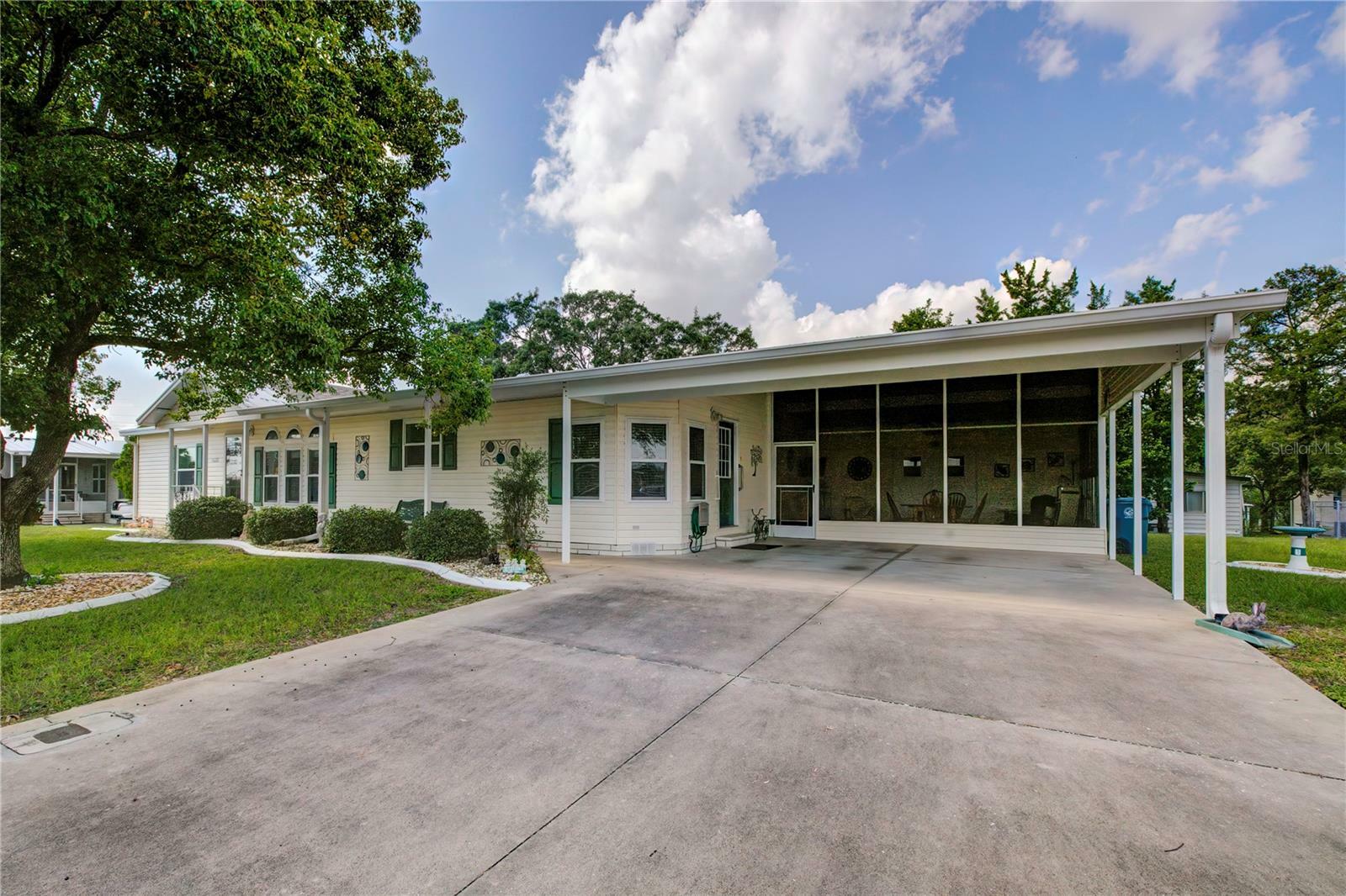 Property Photo:  16212 Brookridge Boulevard  FL 34613 