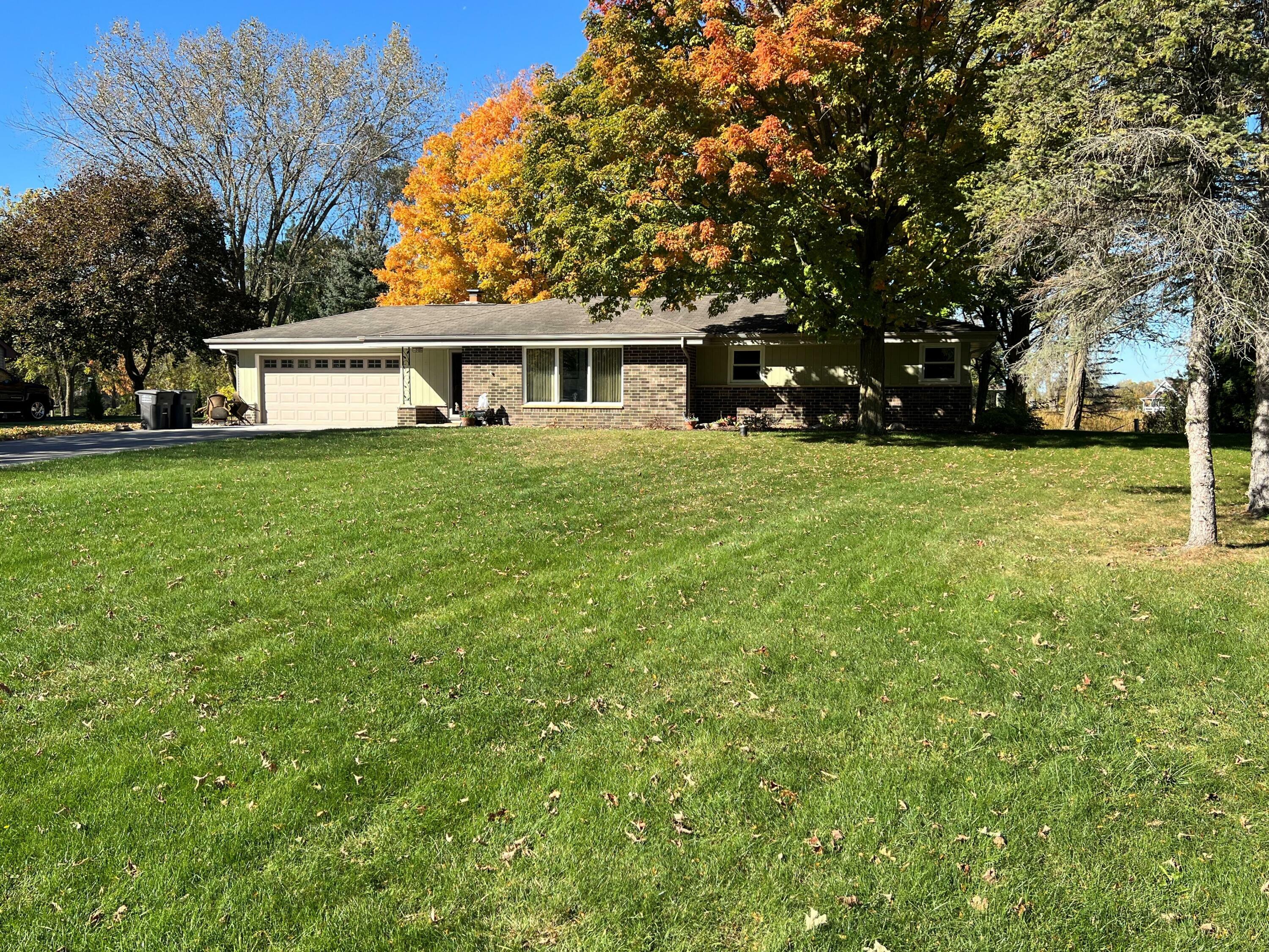 Property Photo:  8702 Hart Dr  WI 53185 