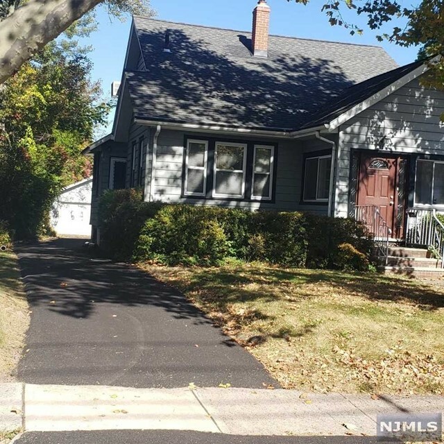 Property Photo:  650 Ridgewood Road  NJ 07649 