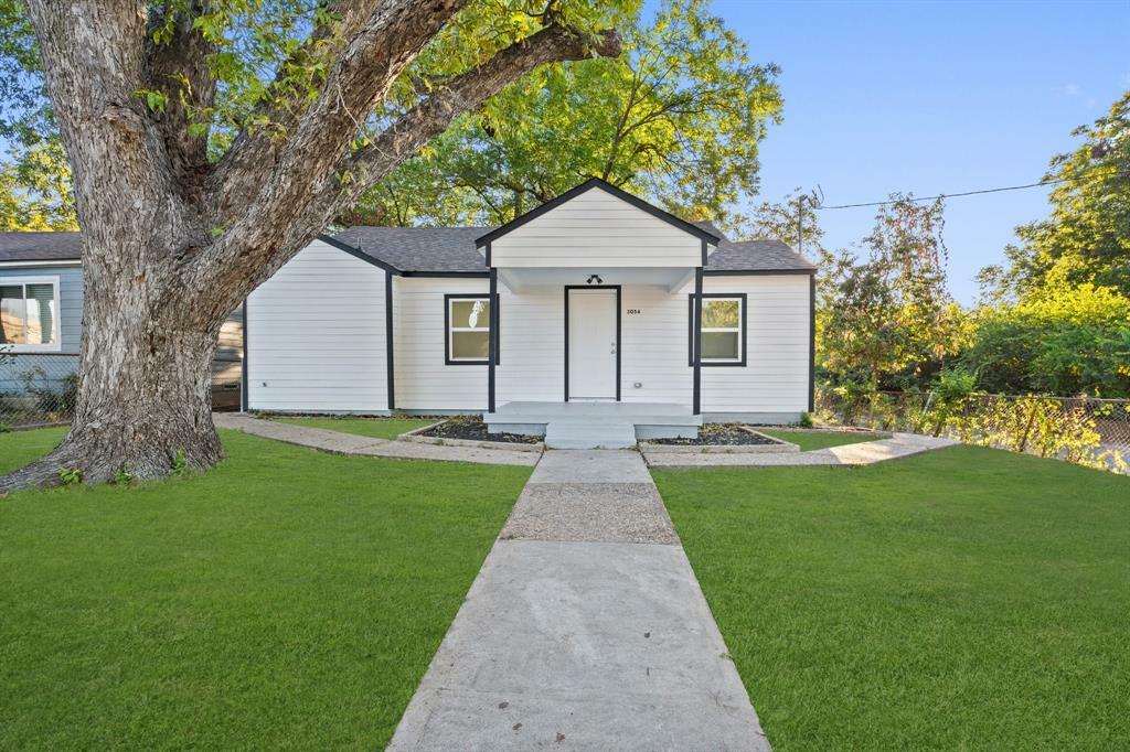 Property Photo:  3054 S Ewing Avenue  TX 75216 
