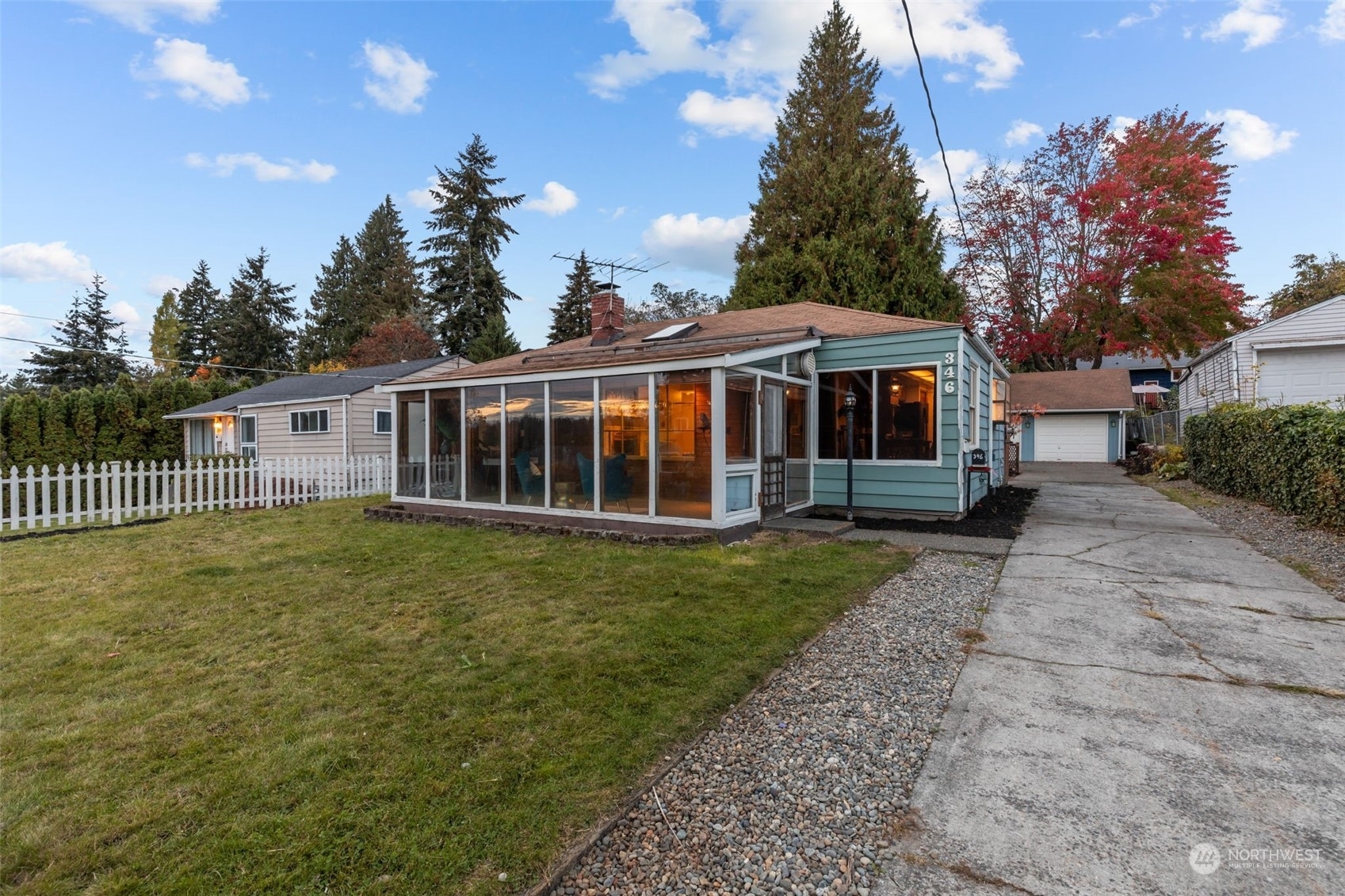 Property Photo:  346 NE 158th Street  WA 98155 