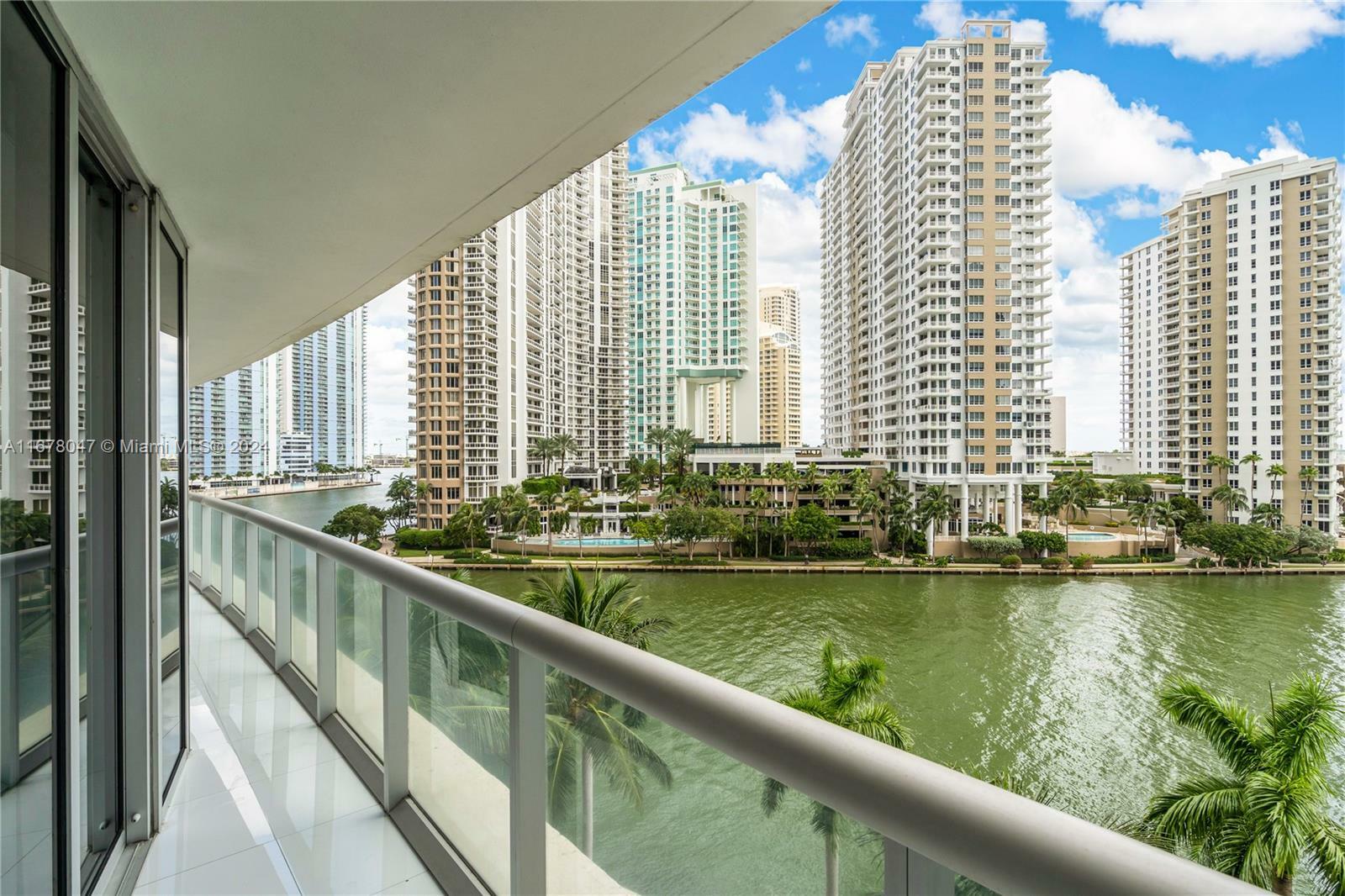 495 Brickell Ave Bay607  Miami FL 33131 photo