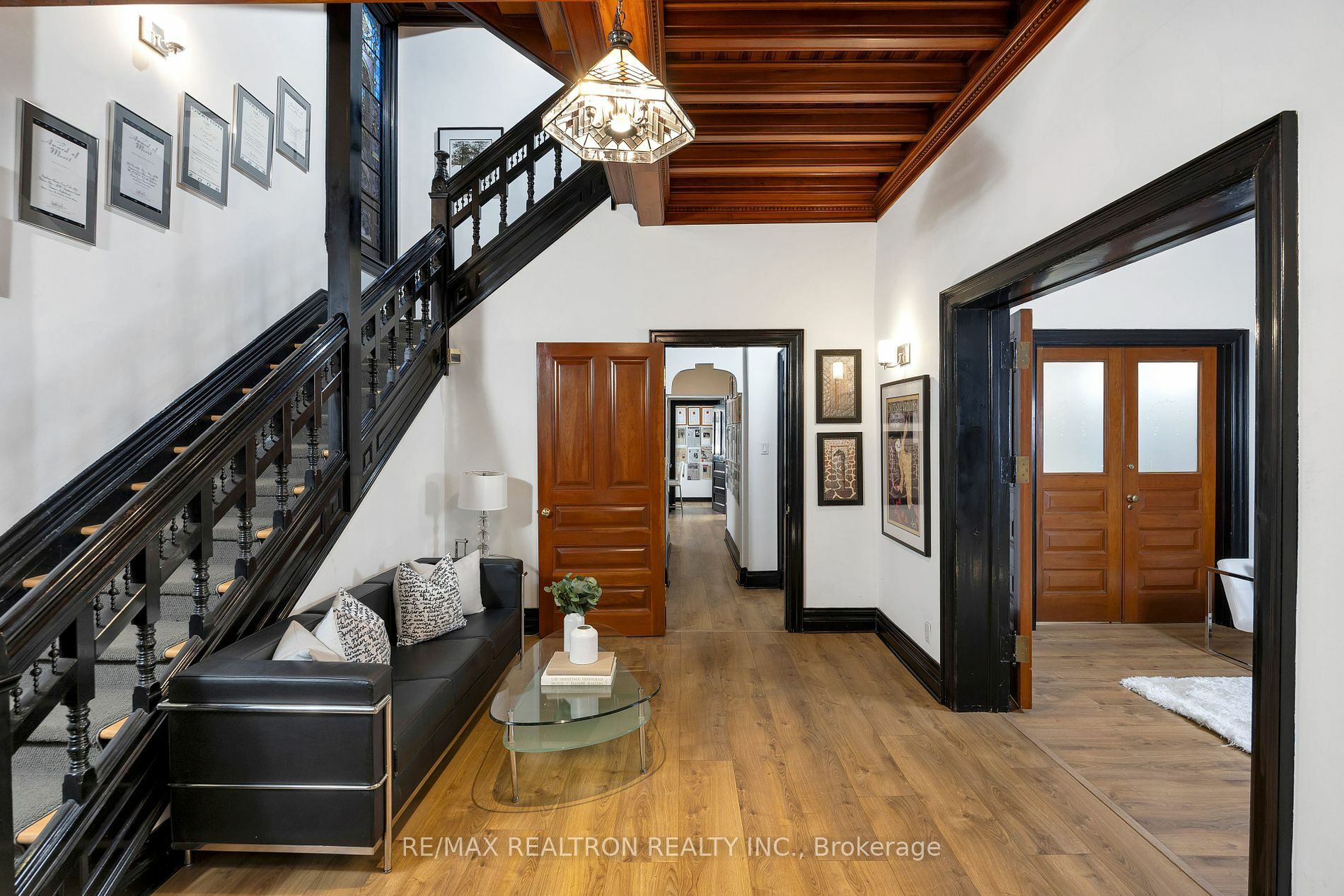 Property Photo:  37 Madison Ave  ON M5R 2S2 