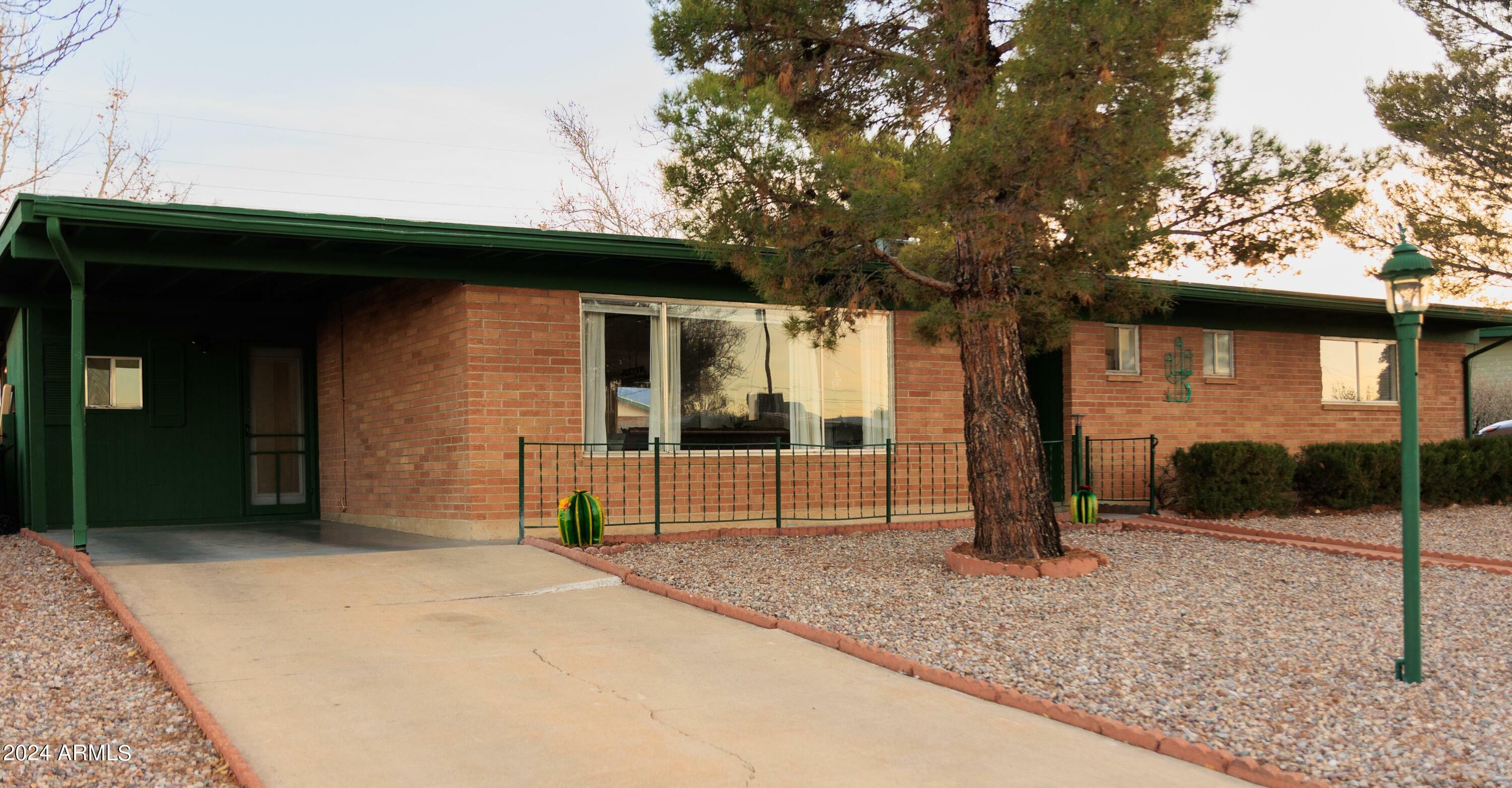 Property Photo:  2964 Meadowlark Drive  AZ 85635 