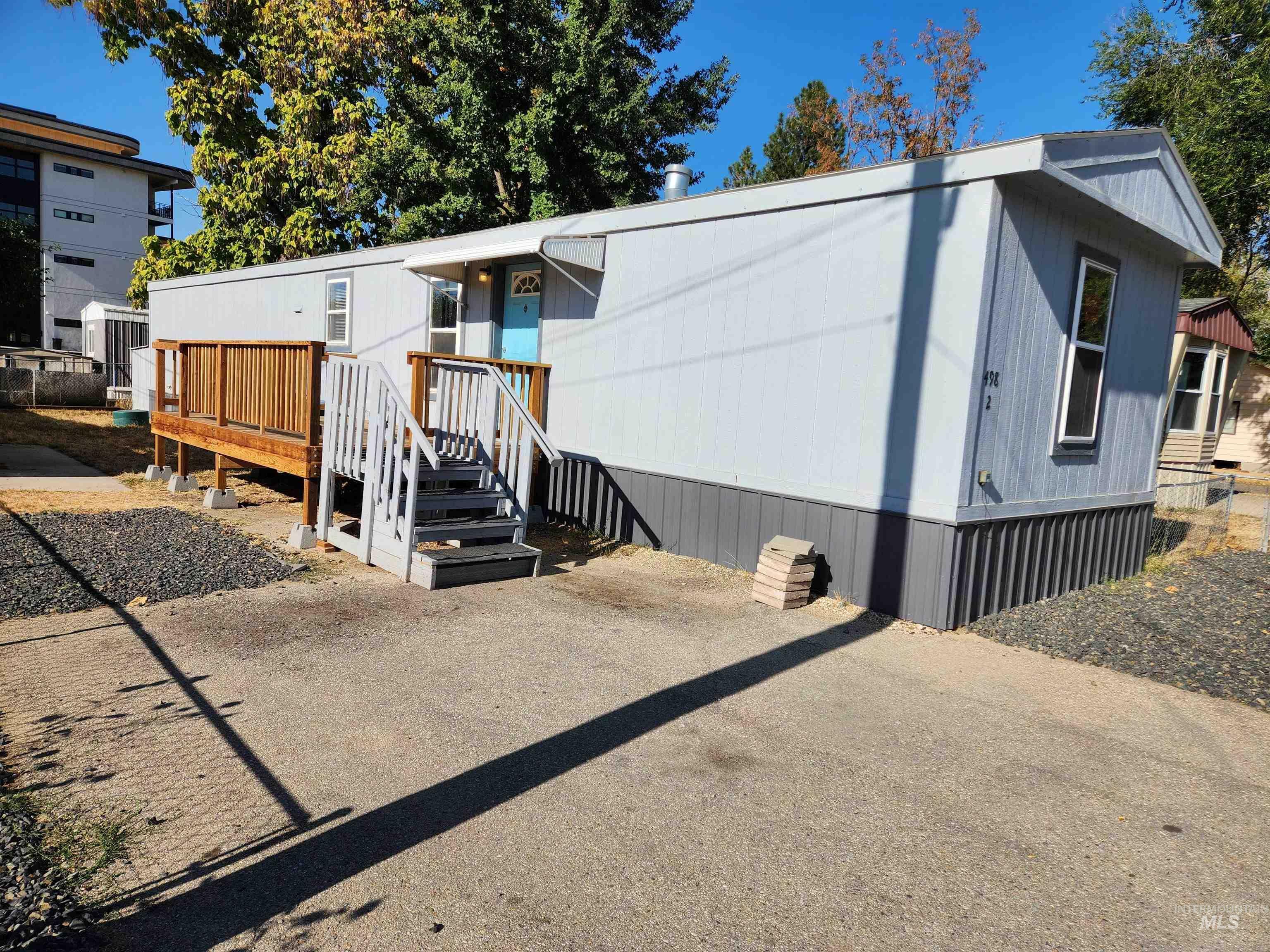 Property Photo:  498 E 40th St. 2  ID 83714 