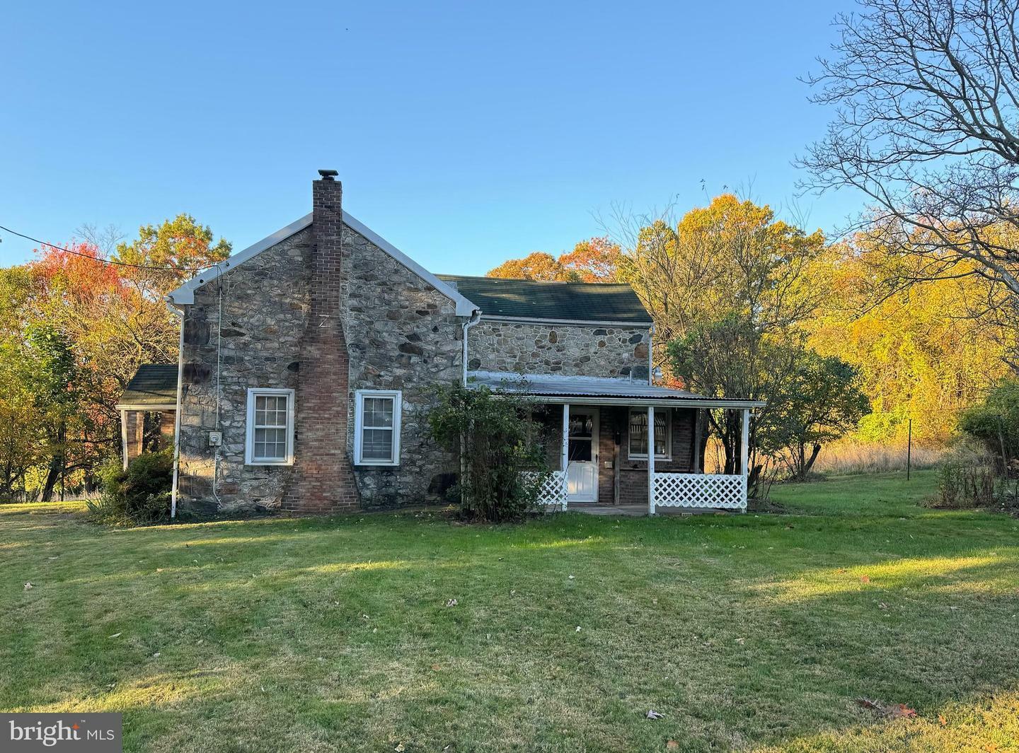 Property Photo:  196 Skyline Drive  PA 19606 