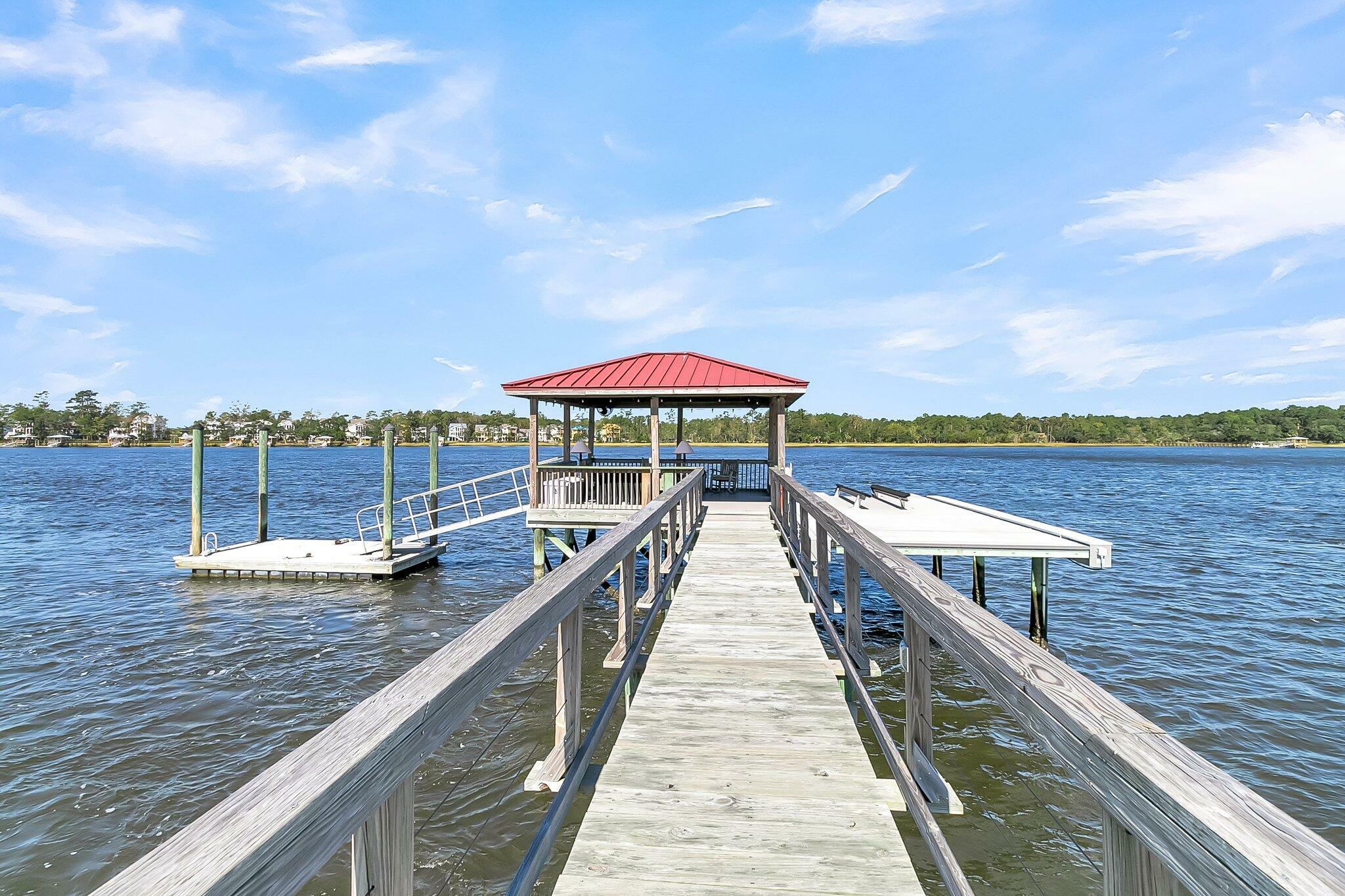 Property Photo:  1913 Mooring Line Way  SC 29466 