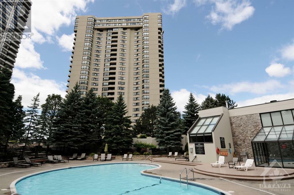 Photo de la propriété:  1500 Riverside Drive 407  ON K1G 4J4 