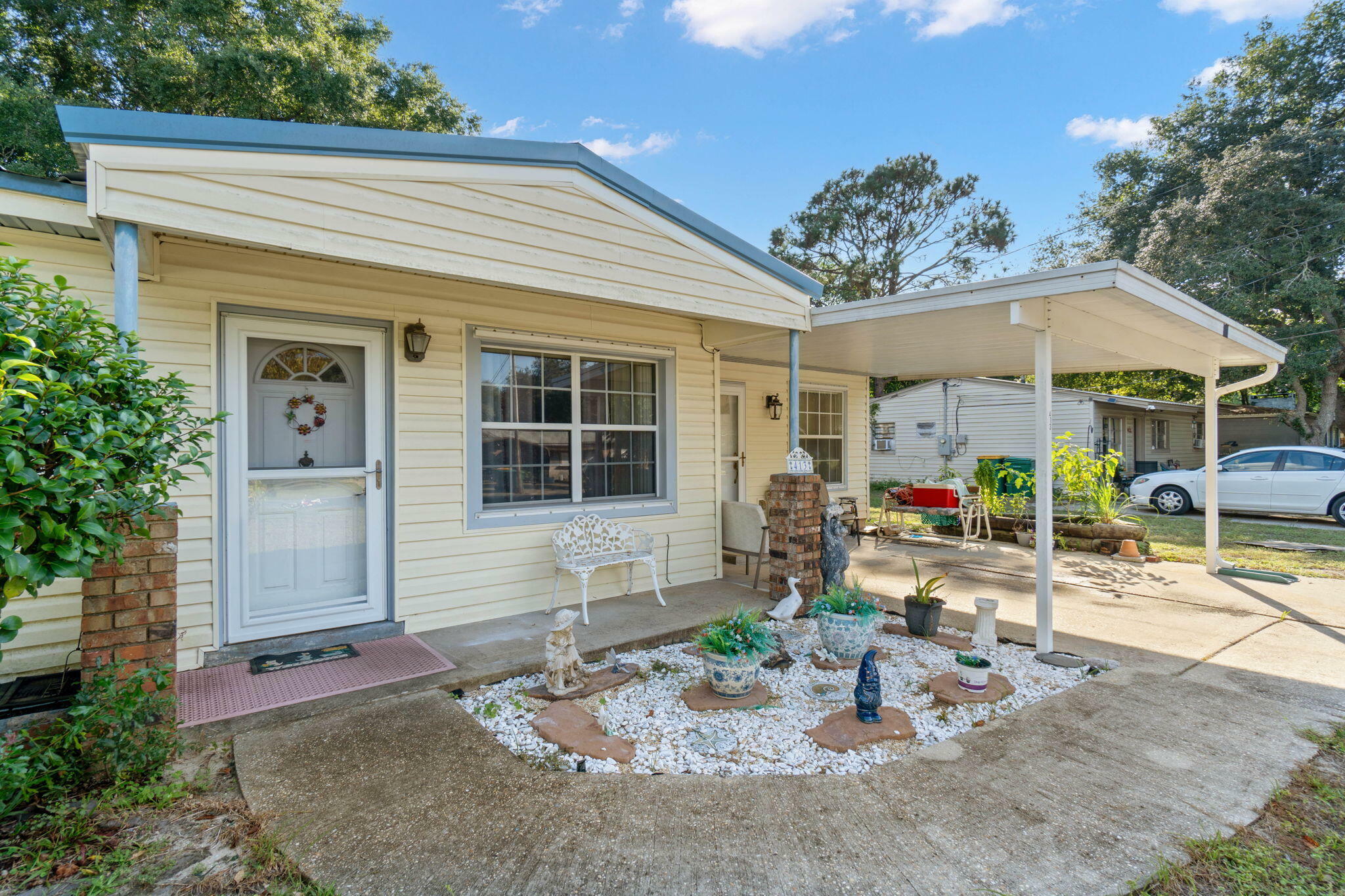 Property Photo:  413 Ed Street  FL 32547 