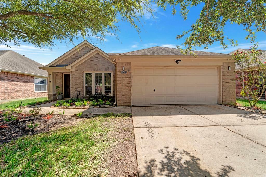 20523 Daisy Bloom Court  Cypress TX 77433 photo