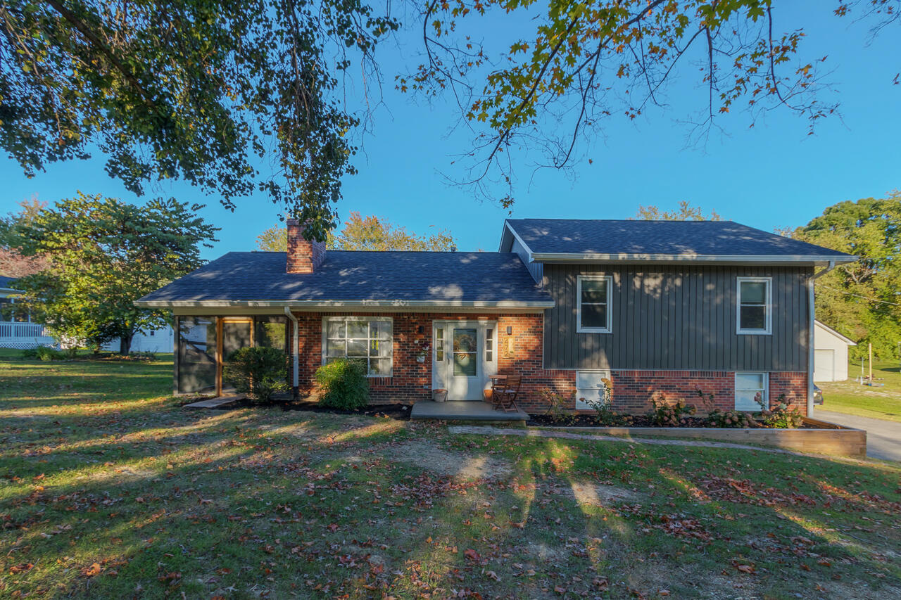 Property Photo:  472 Logston Lane  KY 40403 