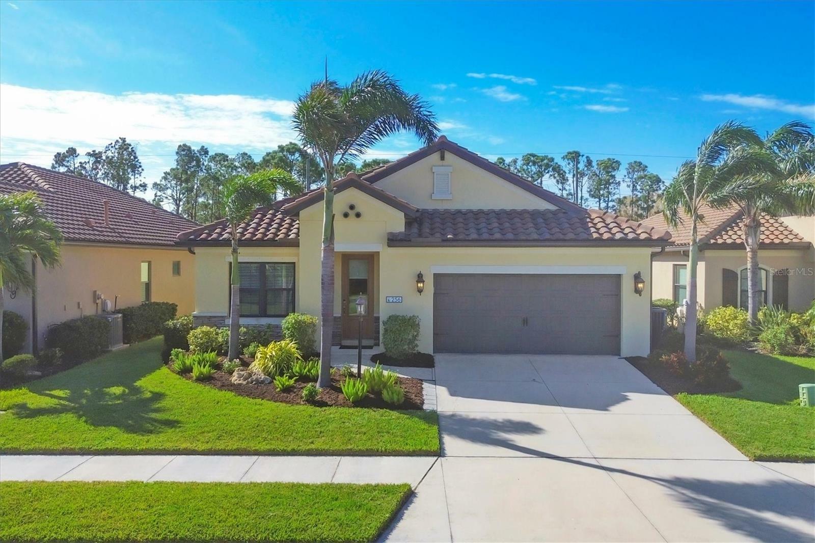 Property Photo:  256 Benedetto Court  FL 34275 