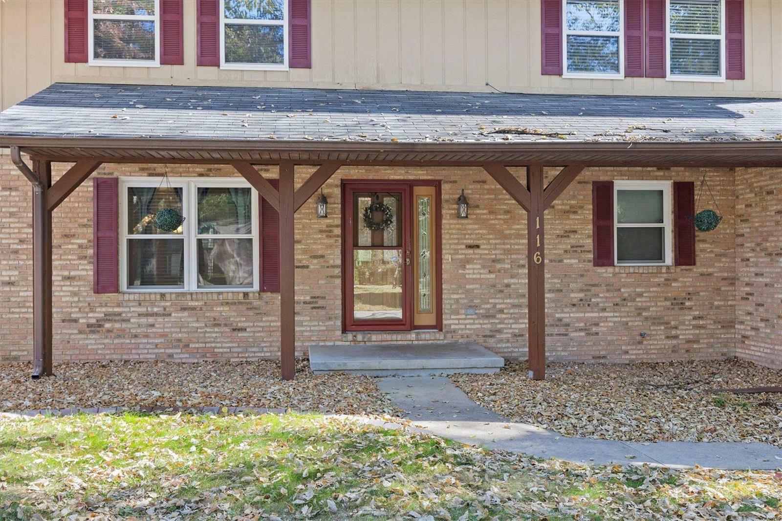 Property Photo:  116 Sir Lawrence Drive  IL 62221 