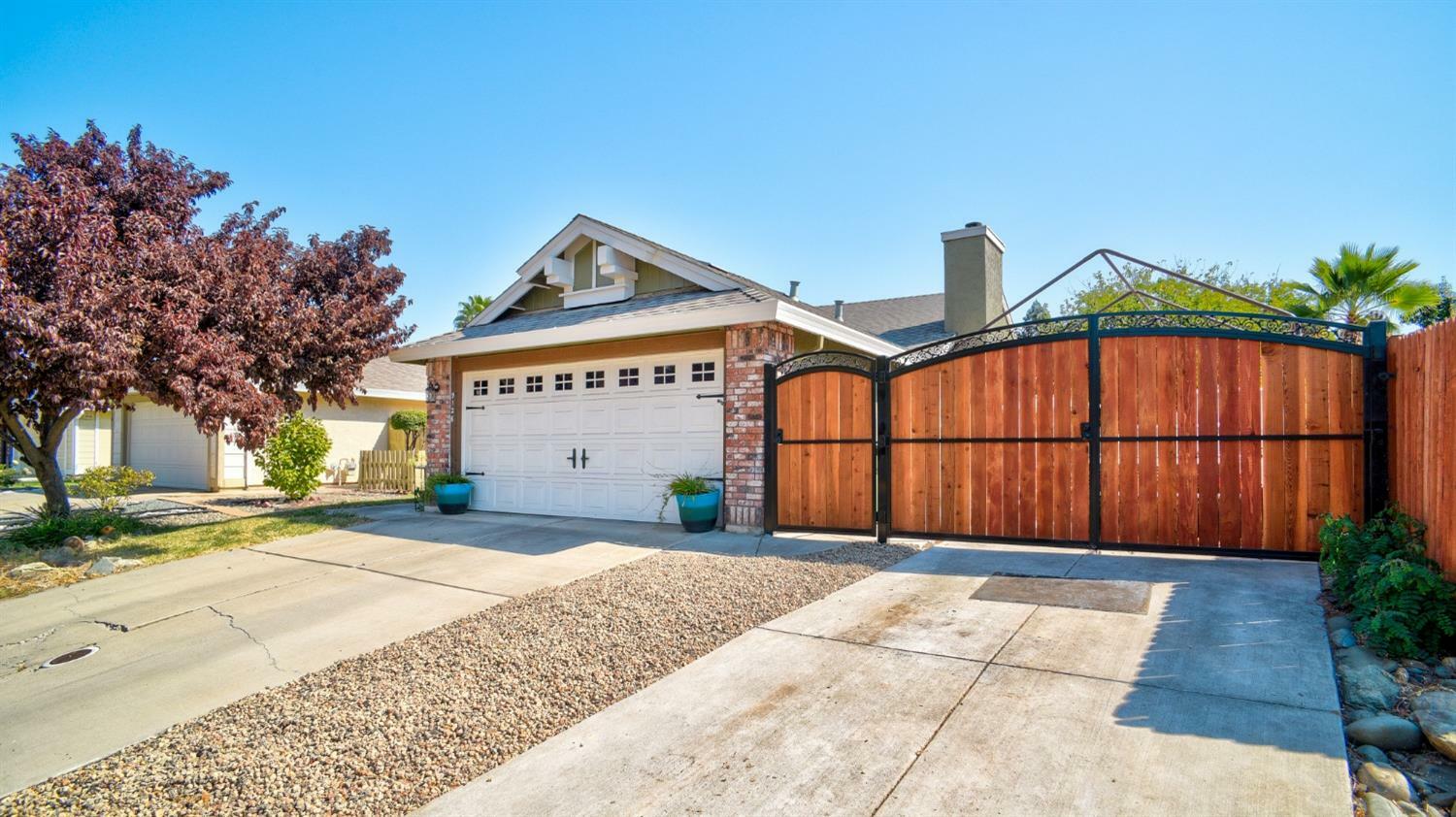 Property Photo:  9126 Harrogate Way  CA 95758 