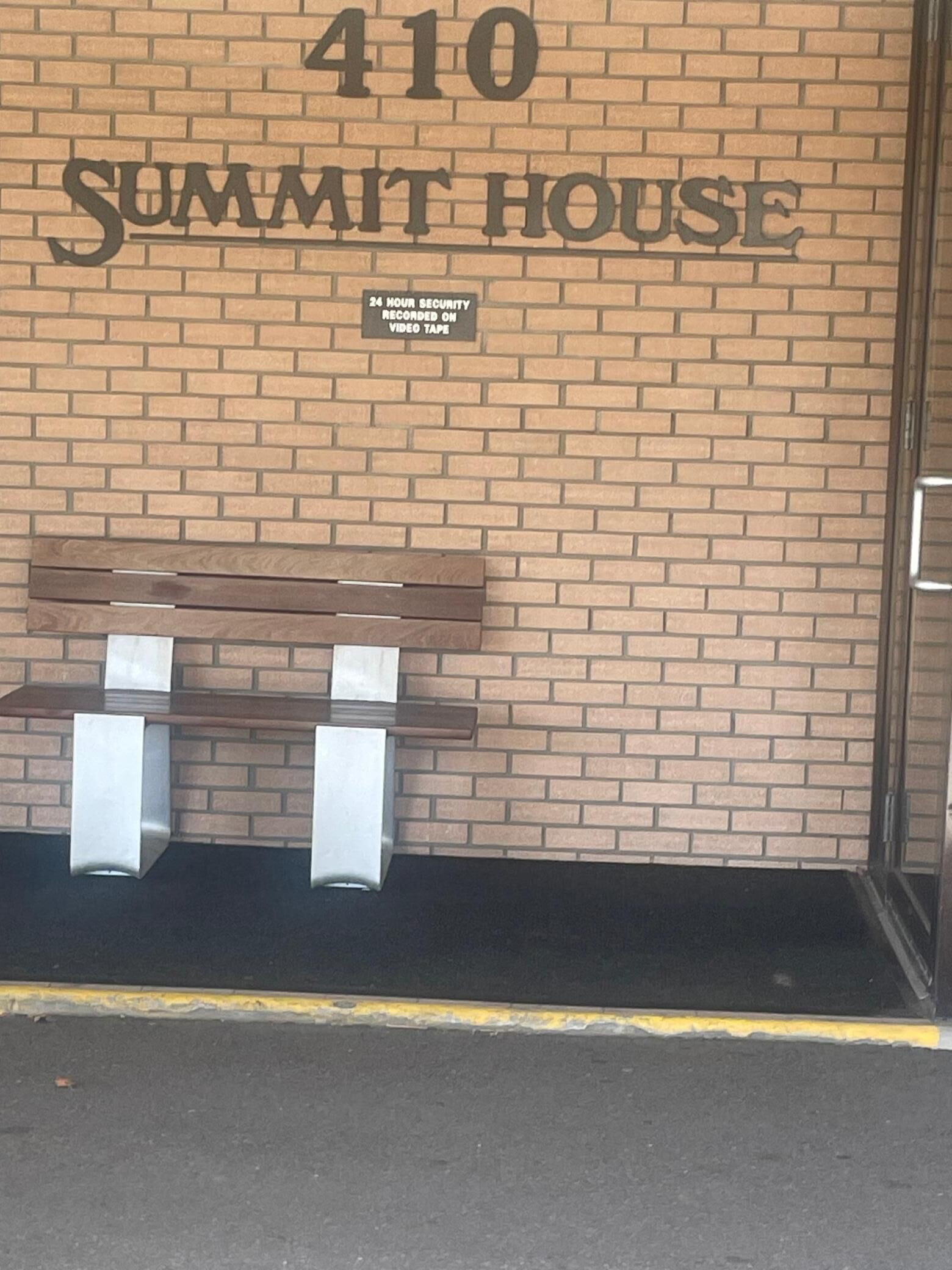 Property Photo: 410 Groveland Avenue 1901 MN 55403