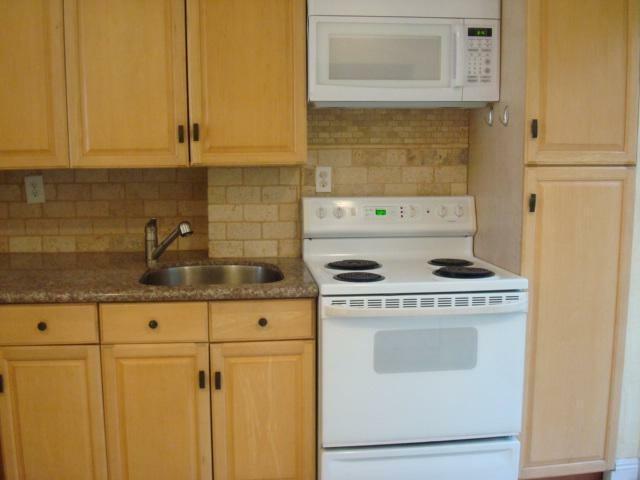 Property Photo:  2811 NE 11th Terrace  FL 33064 