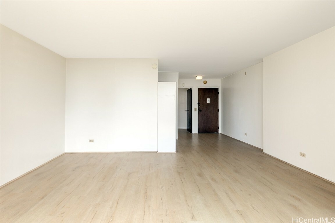 Property Photo:  2444 Hihiwai Street 2106  HI 96826 