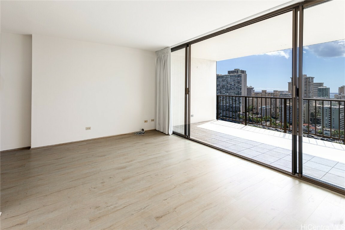 Property Photo: 2444 Hihiwai Street 2106 HI 96826