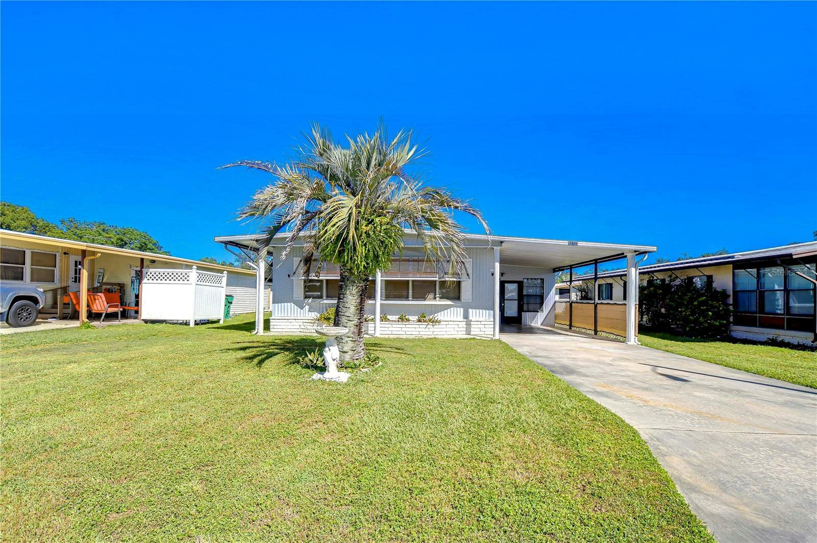 Property Photo:  38725 Vulcan Circle  FL 33542 