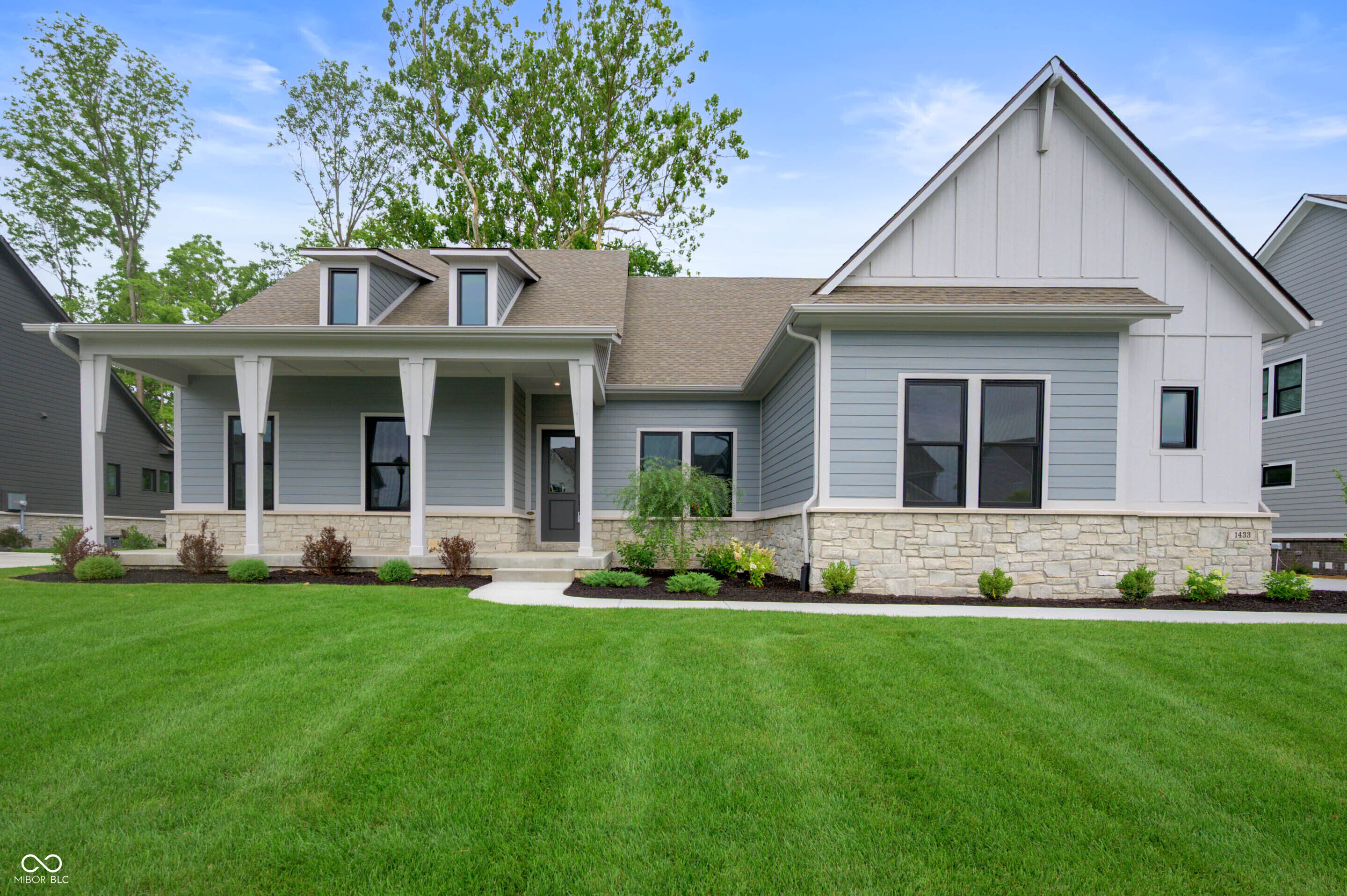 1433 Chatham Hills Boulevard  Westfield IN 46074 photo