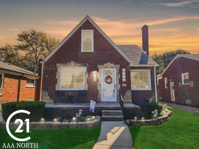 16058 Bell Avenue  Eastpointe MI 48021 photo