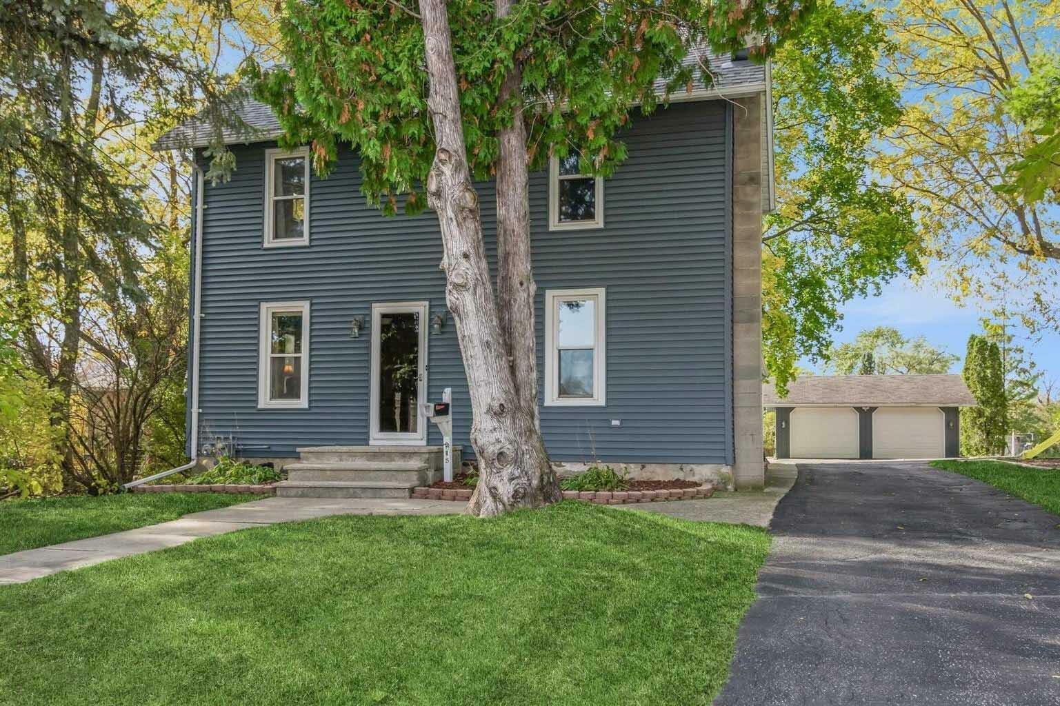 215 N Walnut St  Mayville WI 53050 photo