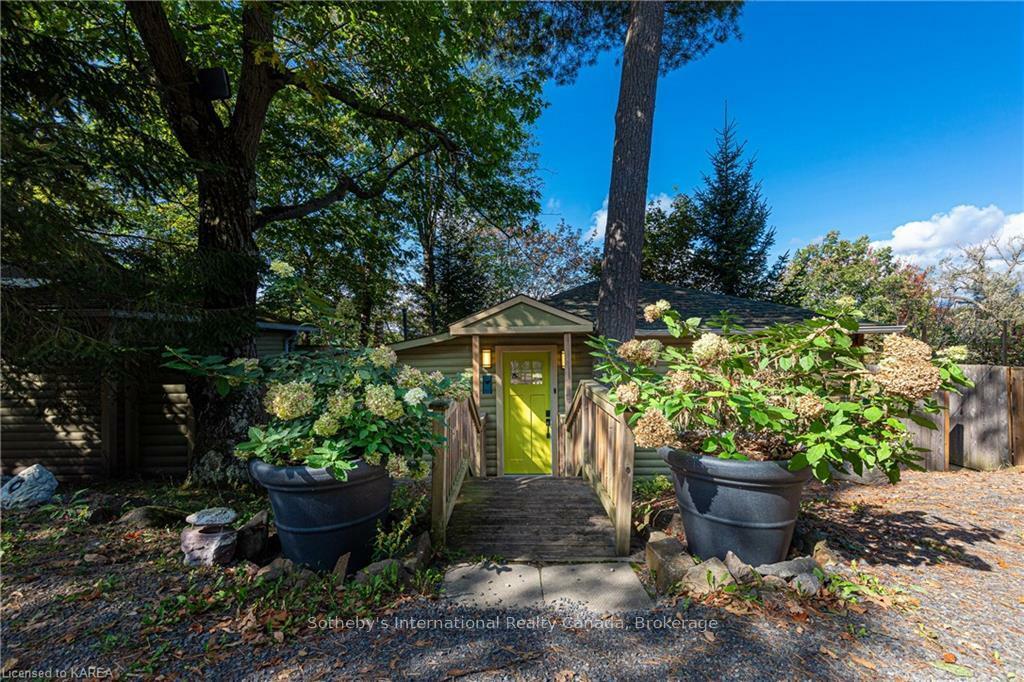 Property Photo: 345 Thousand Islands Parkway ON K0E 1L0