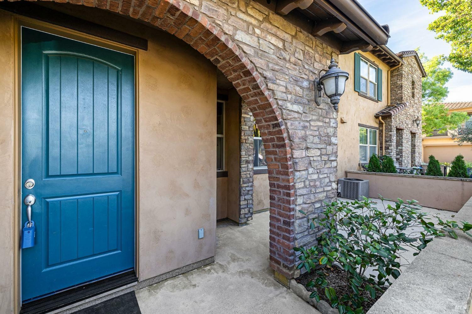 Property Photo:  185 Stonegate Circle A  CA 95425 