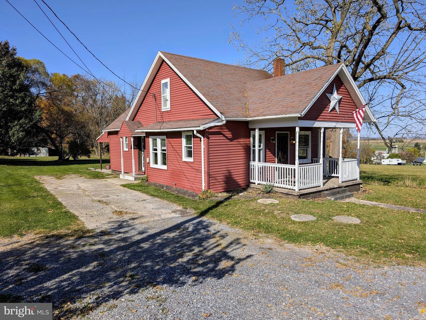 Property Photo: 204 Mountain Street PA 16664