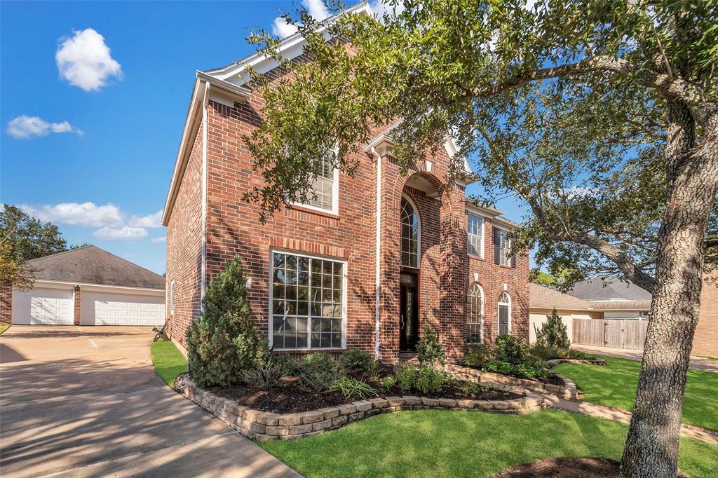 Property Photo:  2907 Fallscreek Court  TX 77584 