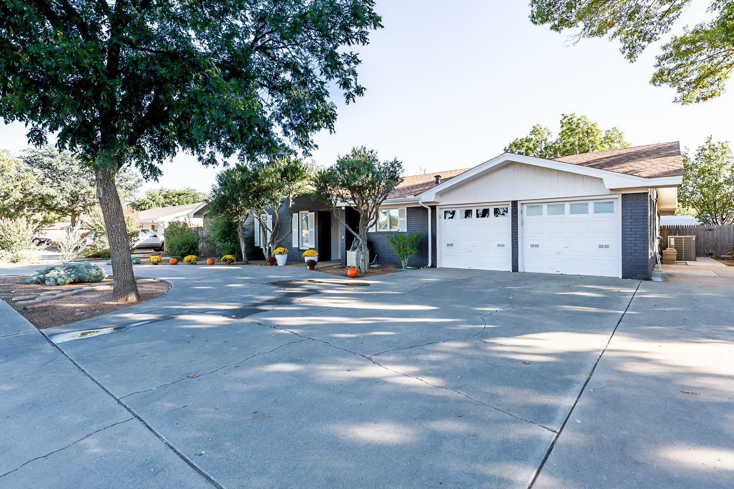 Property Photo:  5511 26th Street  TX 79407 