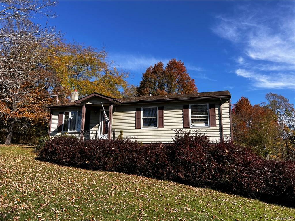 Property Photo:  142 Maple Lane  NY 10963 