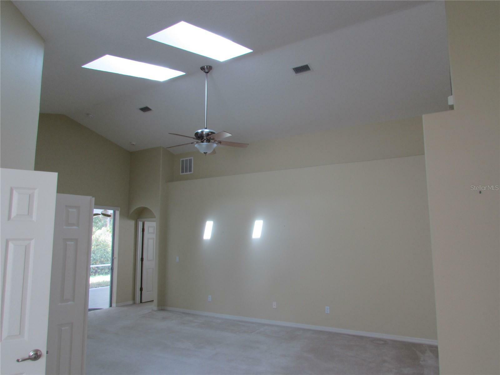 Property Photo:  85 W Waterside Parkway  FL 32137 