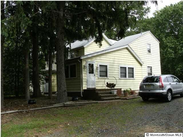 340 Spring Valley Road  Marlboro NJ 07751 photo