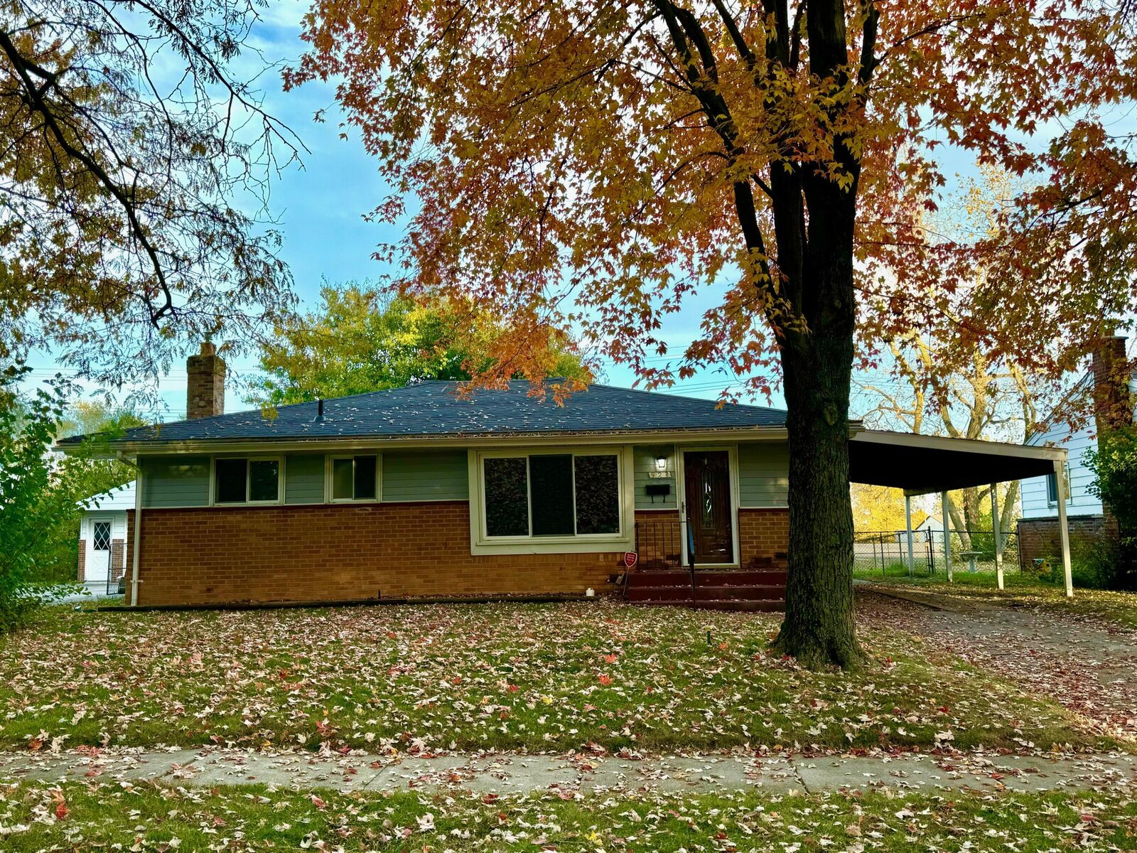 Property Photo:  923 Nash Avenue  MI 48198 