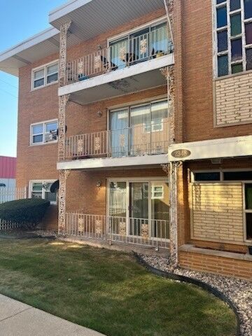 Property Photo:  2348 W 111th Street 2  IL 60643