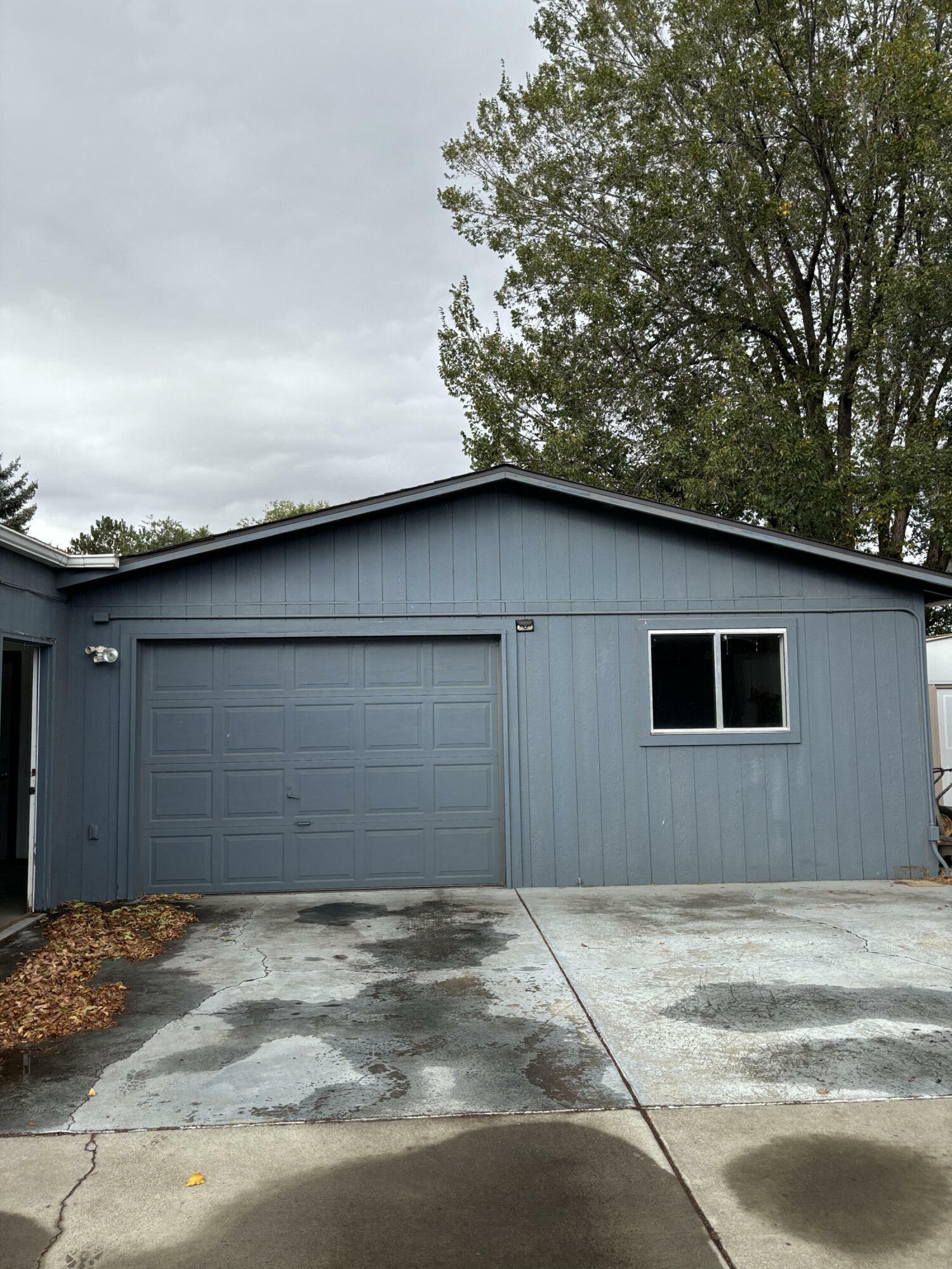 Property Photo:  1729 NW Fir Avenue  OR 97756 