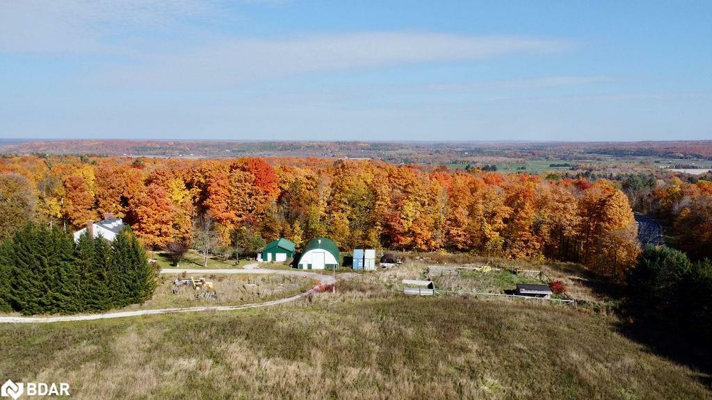 Photo de la propriété:  85 Old County Road  ON L0K 1N0 