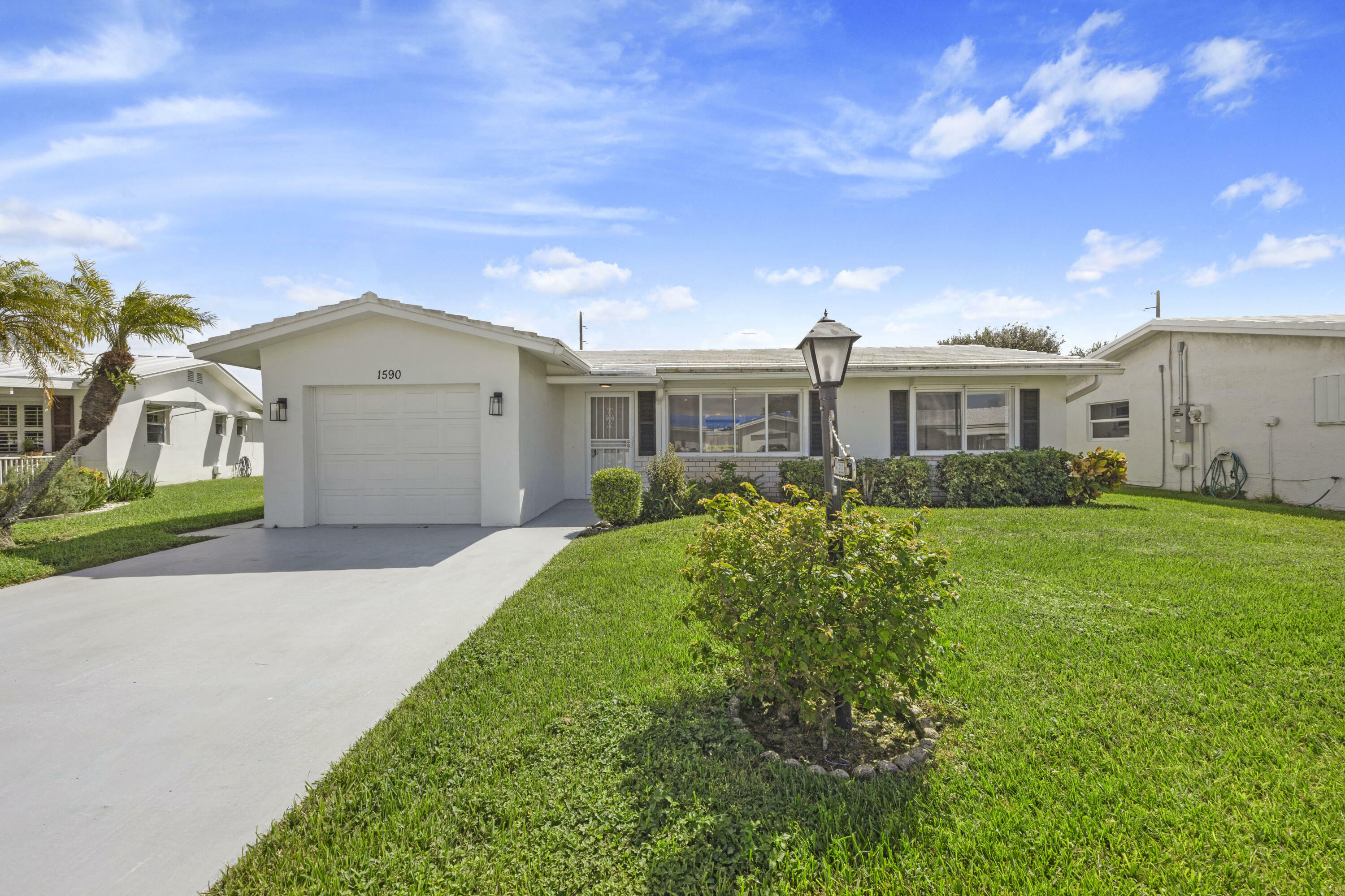 1590 SW 14th Avenue  Boynton Beach FL 33426 photo