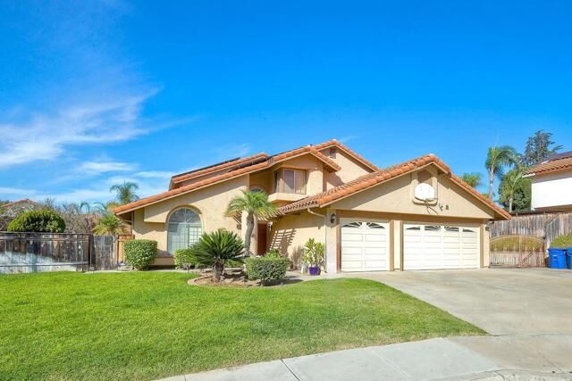Property Photo: 11624 Via Bolsa CA 92019