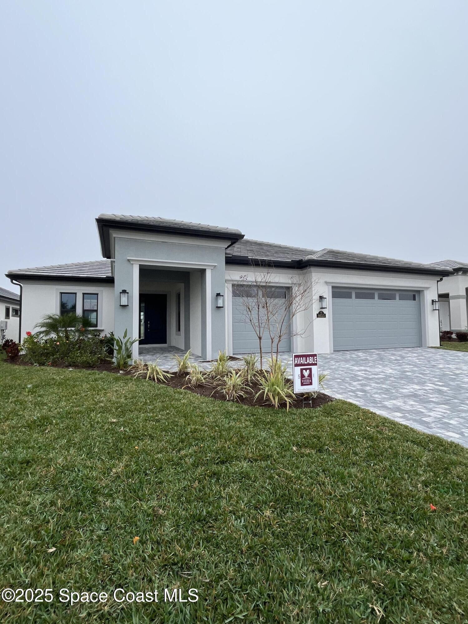 Property Photo:  8655 Seymouria Way  FL 32940 