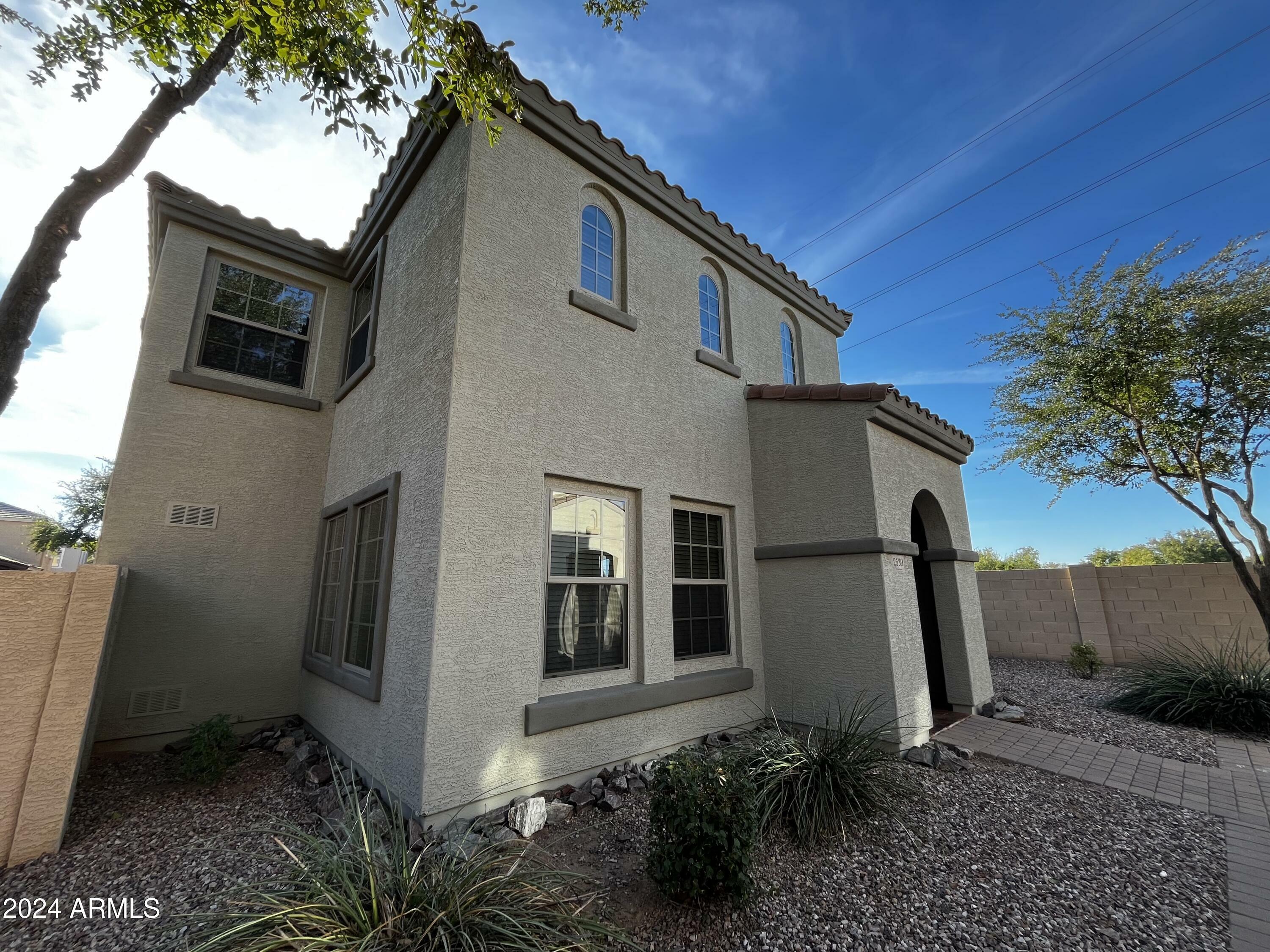 Property Photo:  2539 E Bart Street  AZ 85295 